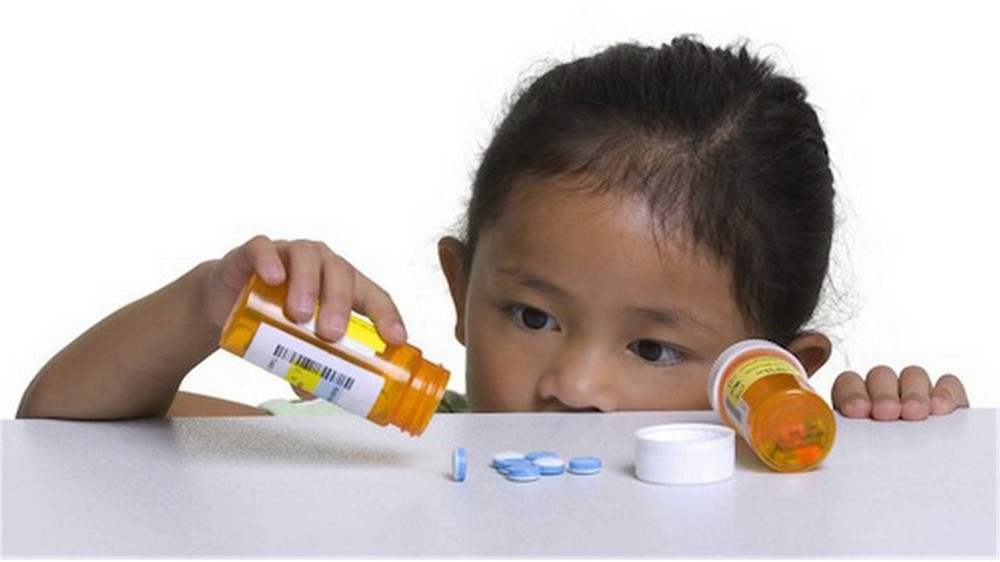 Lưu ý các loại thuốc dùng cho trẻ cần vứt bỏ 