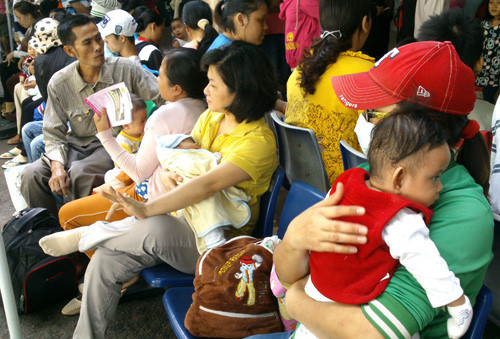 Chuyên gia mách cách phòng bệnh hô hấp cho trẻ em lúc giao mùa